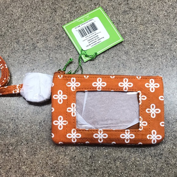 🆕Vera Bradley University of Texas ZipID  Texas Longhorns Hook ‘Em Horns - Picture 2 of 3